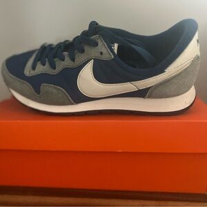 Nike Men's Air Pegasus 83 Blue